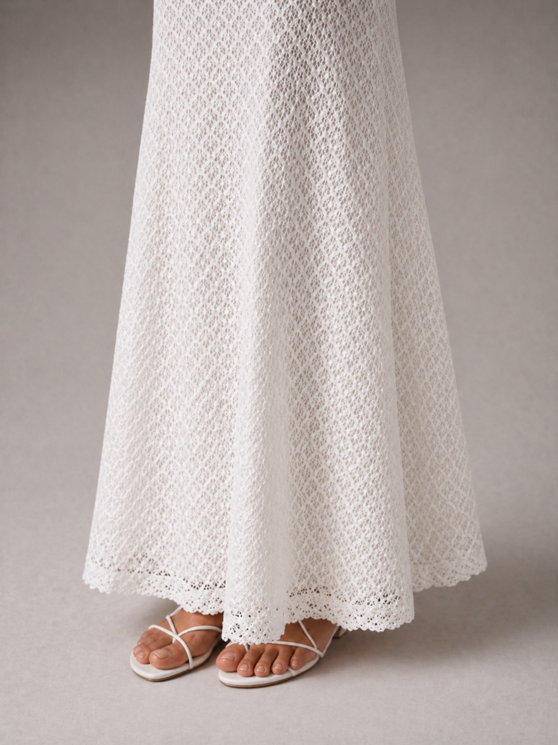 ALYA – ROBE LONGUE EN MAILLE AJOURÉE D’ÉTÉ