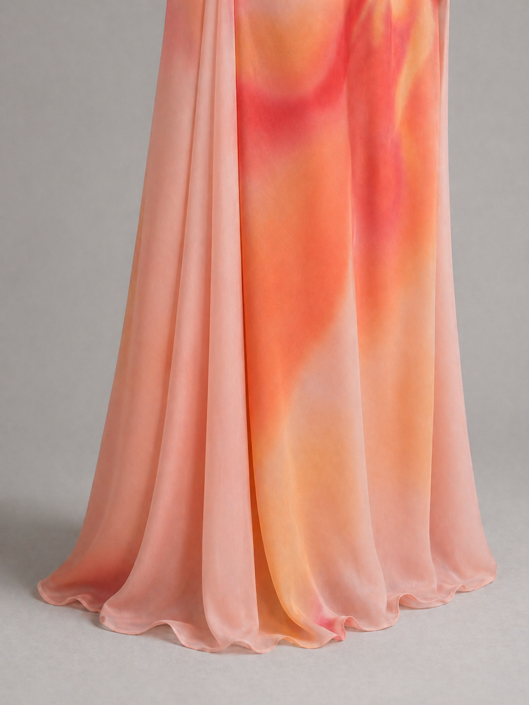SOLÈNE – ROBE LONGUE DOS NU DRAPÉE