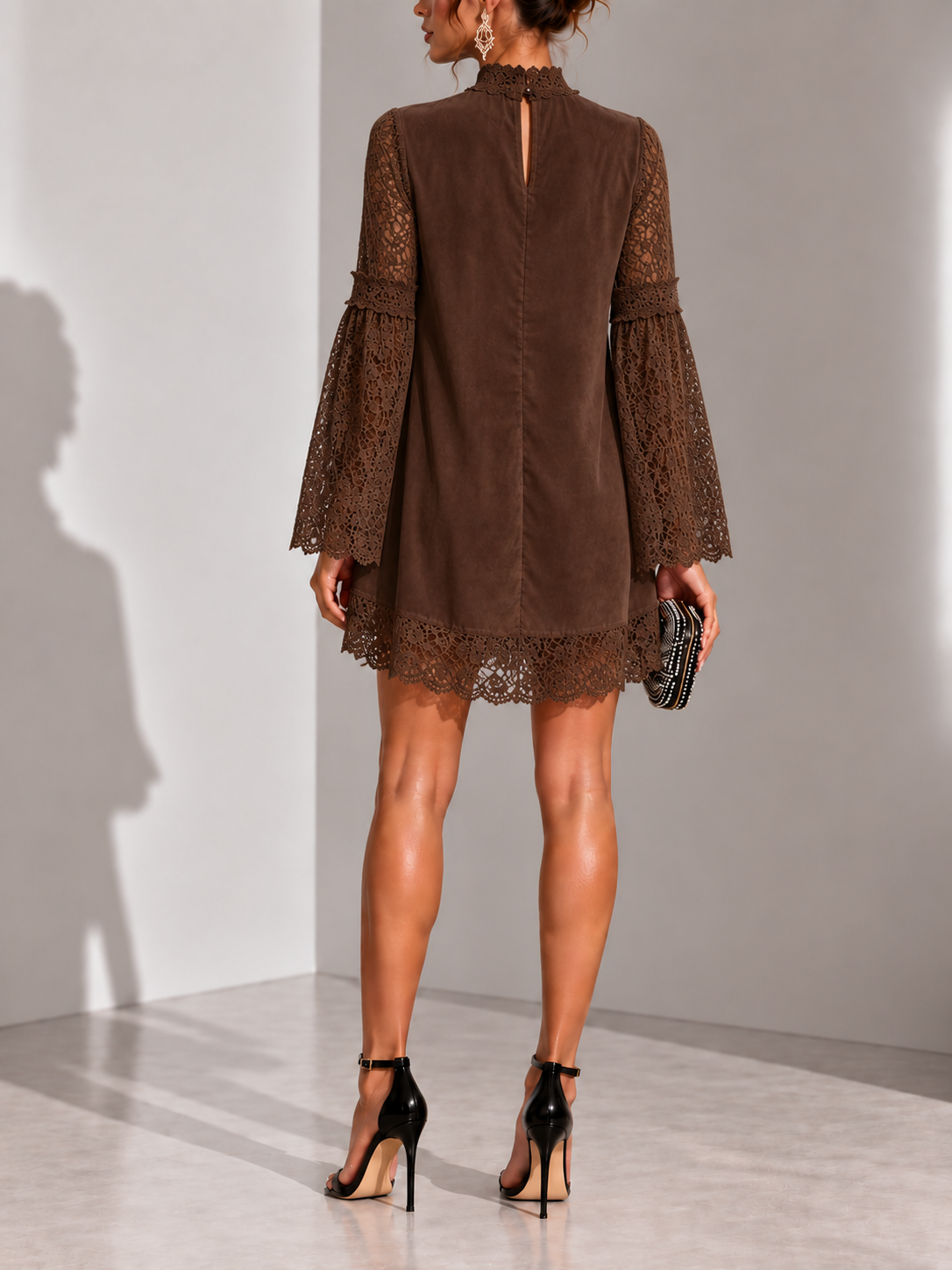 Camille™ | Robe courte élégante en dentelle