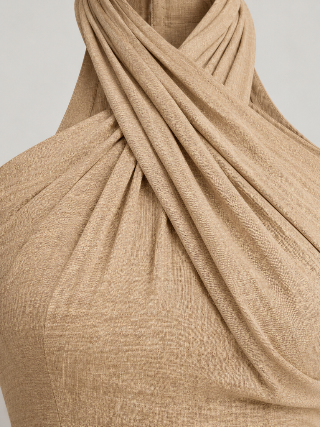 Sophie | Robe longue élégante avec coupe fluide et col halter