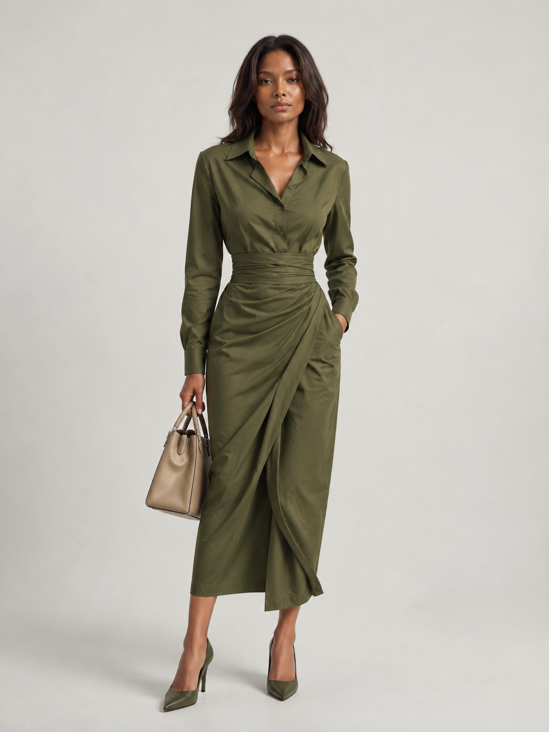 Robe portefeuille satinée avec ceinture – Vert élégant