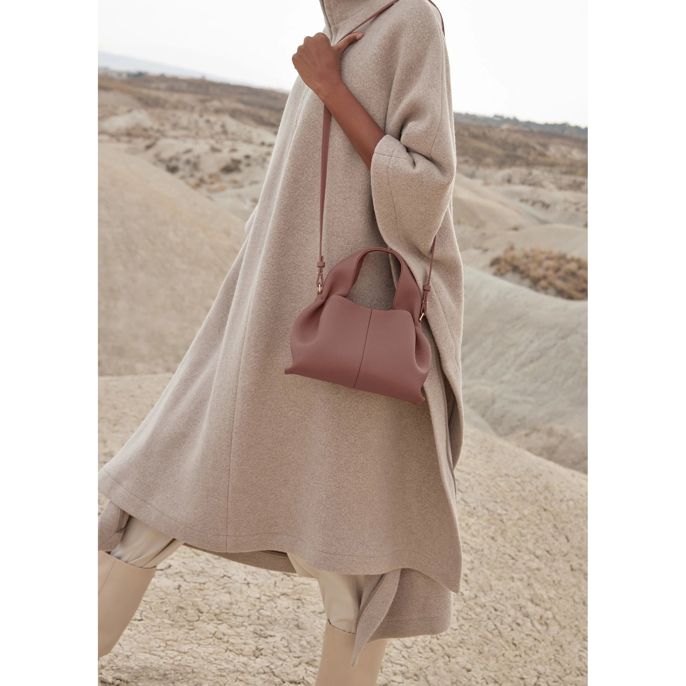 RAVOLLA – SAC À MAIN SOUPLE AU DESIGN MODERNE