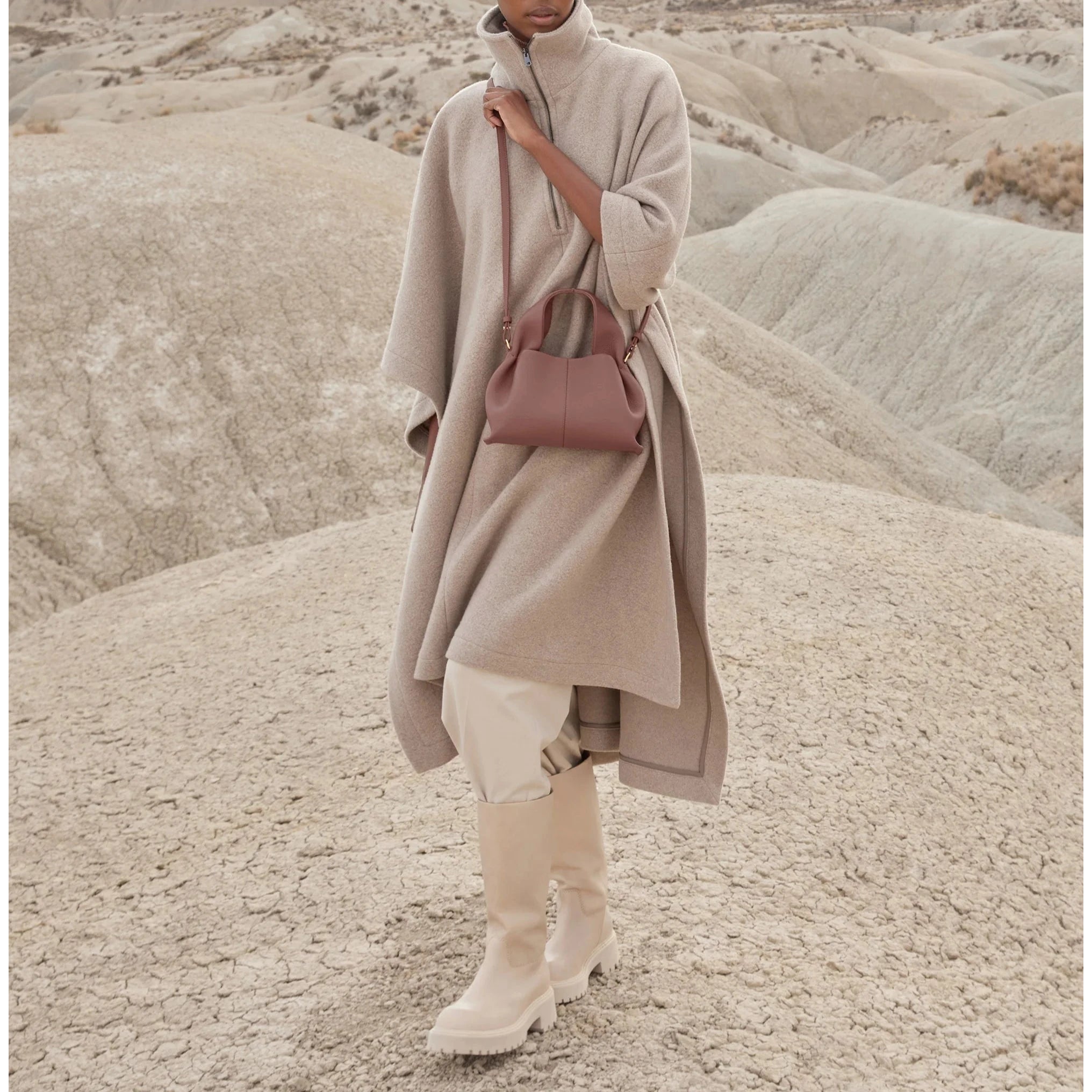 RAVOLLA – SAC À MAIN SOUPLE AU DESIGN MODERNE