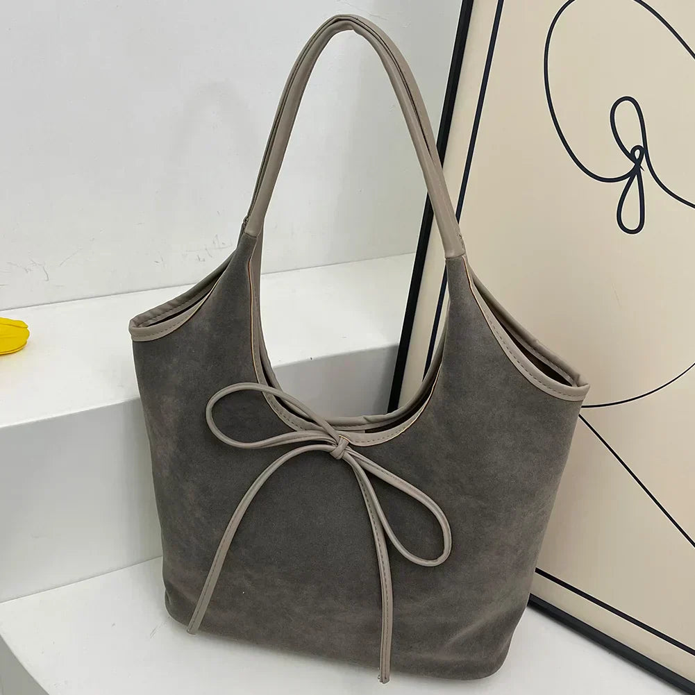 HÉLÈNE – SAC ÉLÉGANT AVEC NŒUD ET TEXTURES VEGAN