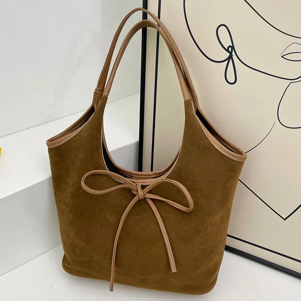 HÉLÈNE – SAC ÉLÉGANT AVEC NŒUD ET TEXTURES VEGAN