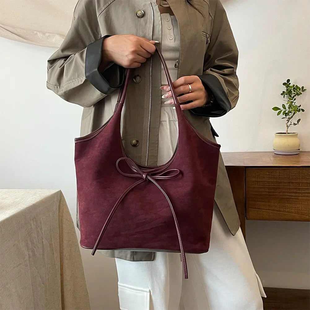 HÉLÈNE – SAC ÉLÉGANT AVEC NŒUD ET TEXTURES VEGAN