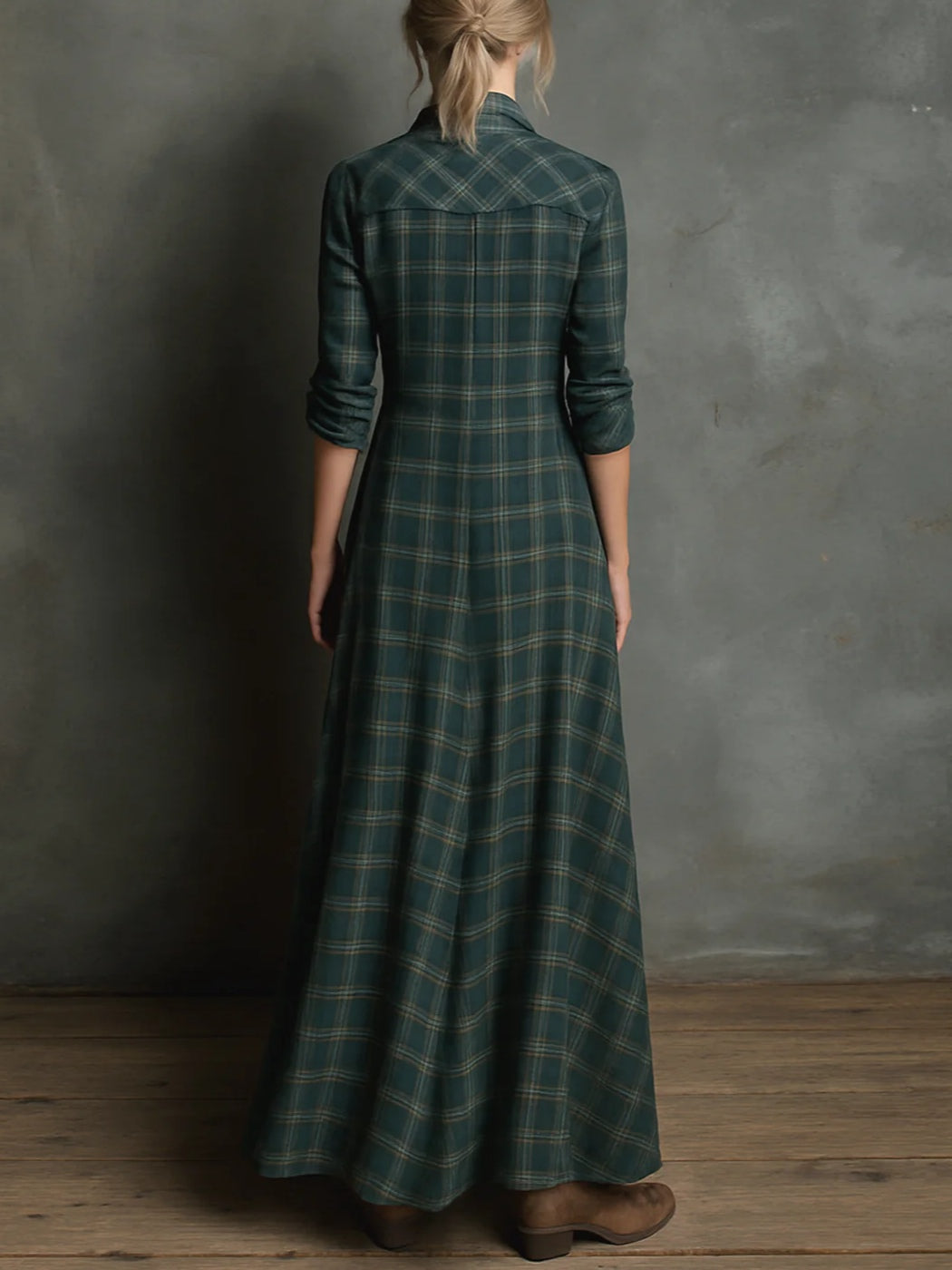 Robe chemise longue à revers à carreaux