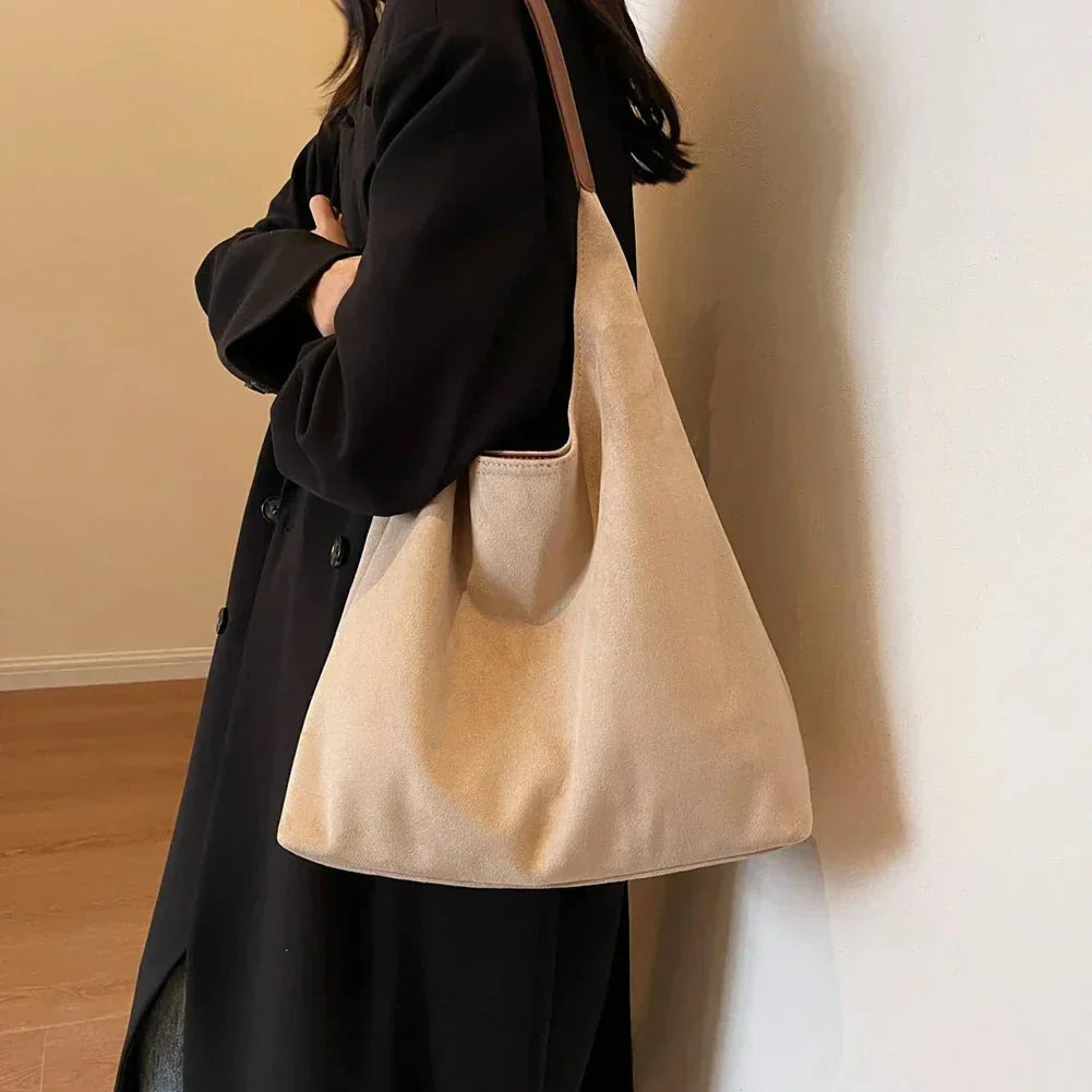 DANA – LE SAC FOURRE-TOUT EN DAIM