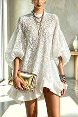 Rosalie™ | Robe courte oversize en dentelle