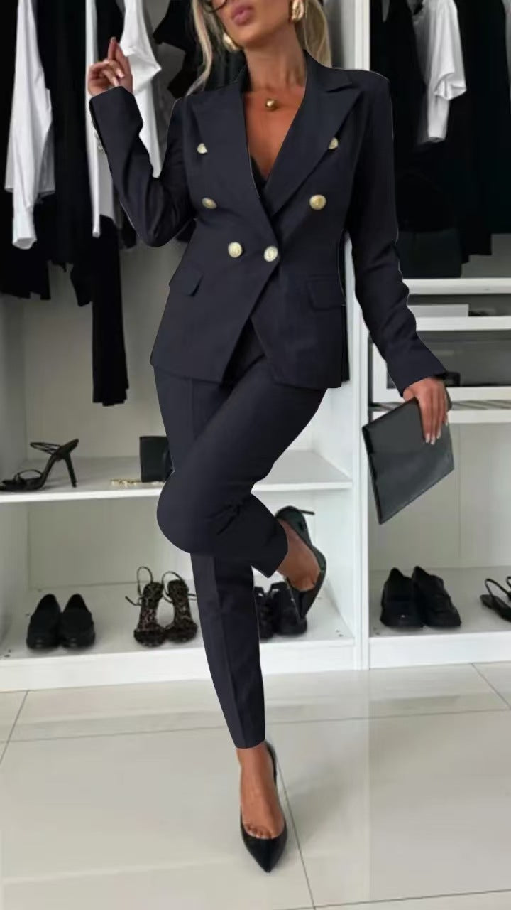 Tailleur Iconique Slim Élégance