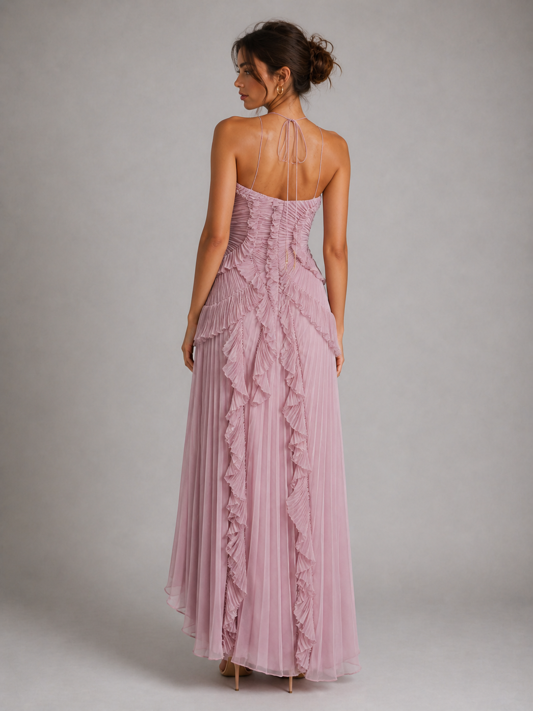 MIREVA – ROBE LONGUE PLISSÉE À VOLANTS ROSE POUDRÉ