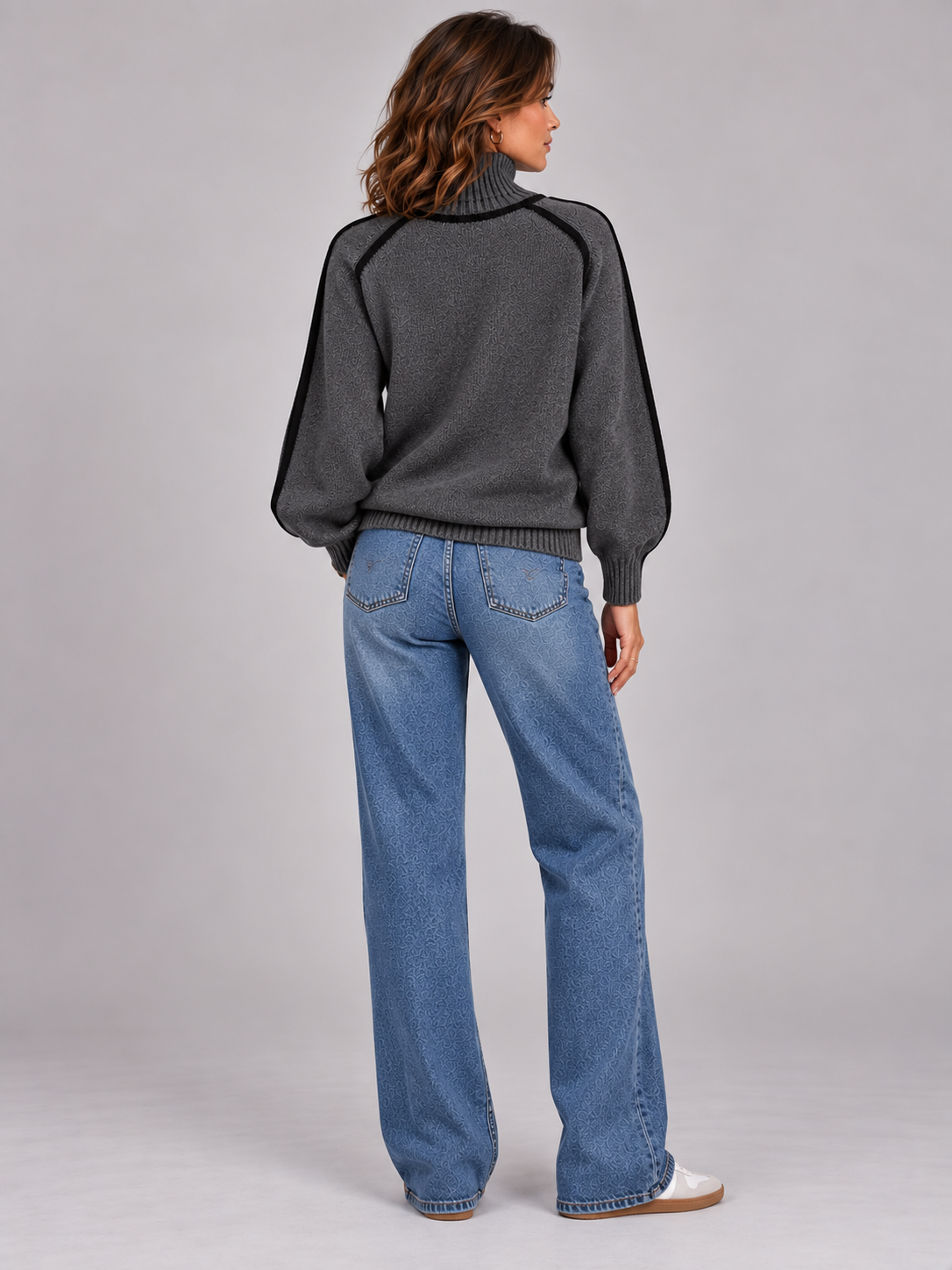 Élise – Pull col roulé élégant à détails contrastés