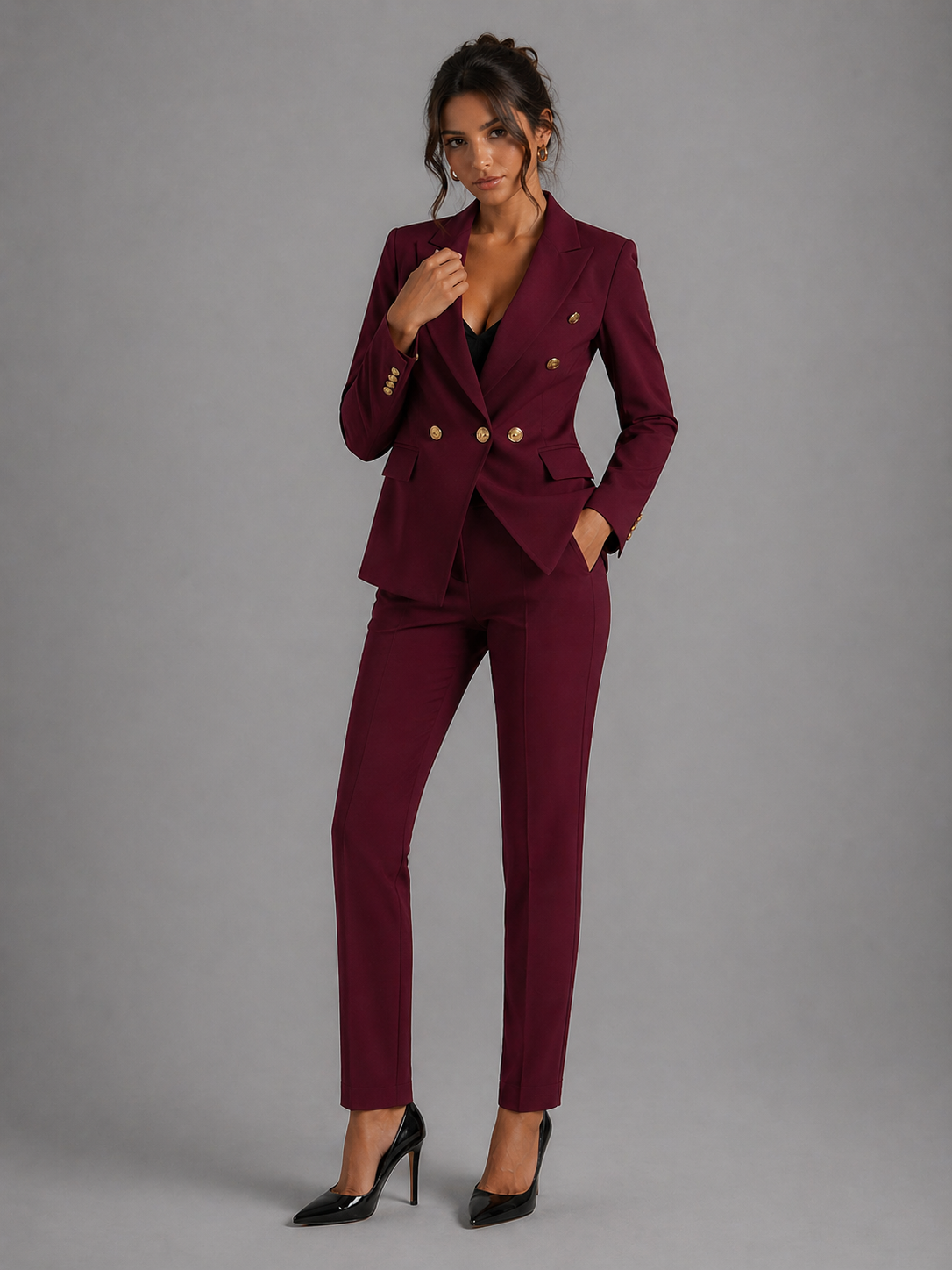 ÉLODIE – BLAZER CROISÉ ET PANTALON AJUSTÉ