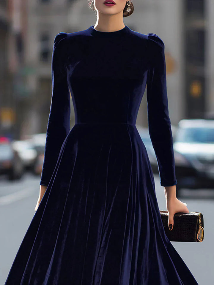 Aurélie – Velvet Grace Midi Dress