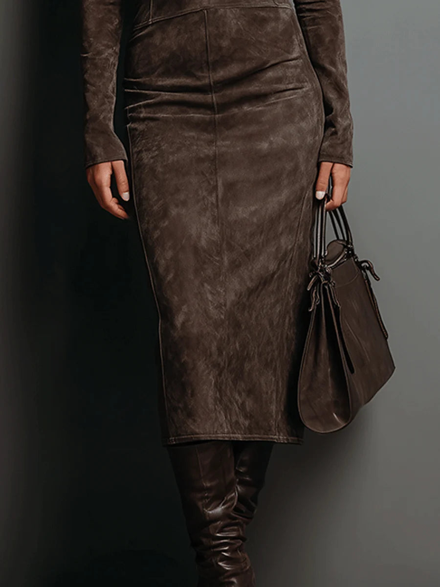 Robe Midi en Suédine – Élégance Intemporelle