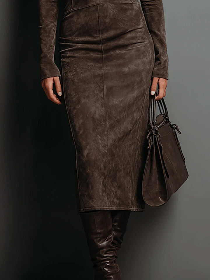 Robe Midi en Suédine – Élégance Intemporelle