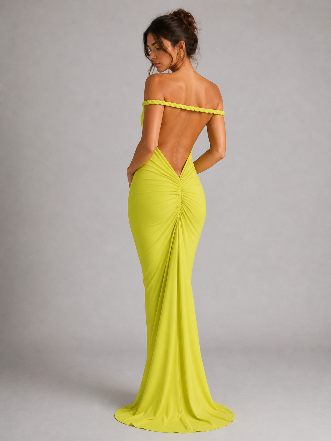 MALORA - ROBE LONGUE DOS NU À SILHOUETTE SCULPTANTE