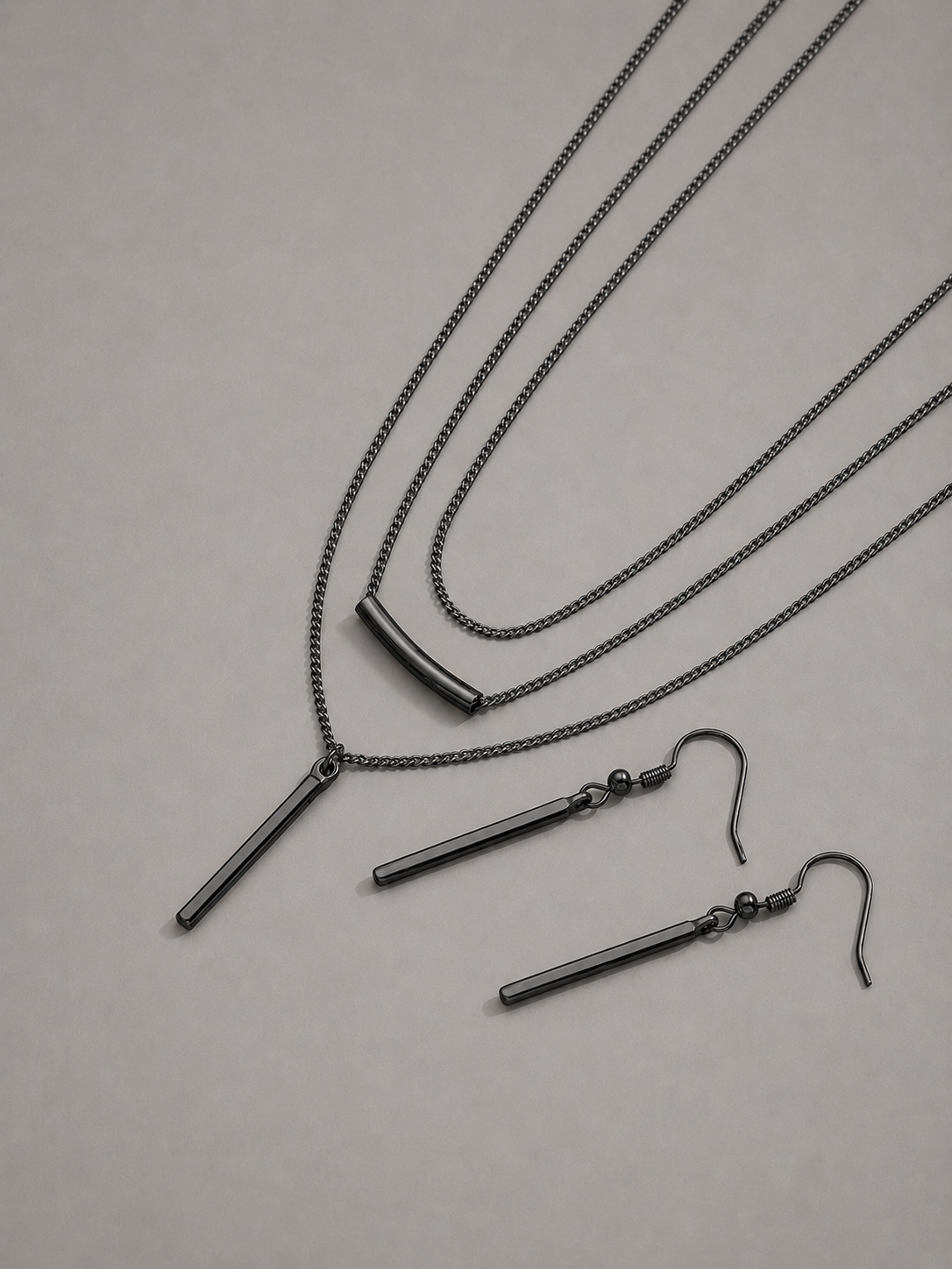 LIORA – COLLIER MULTIRANG ET BOUCLES D’OREILLES PARURE