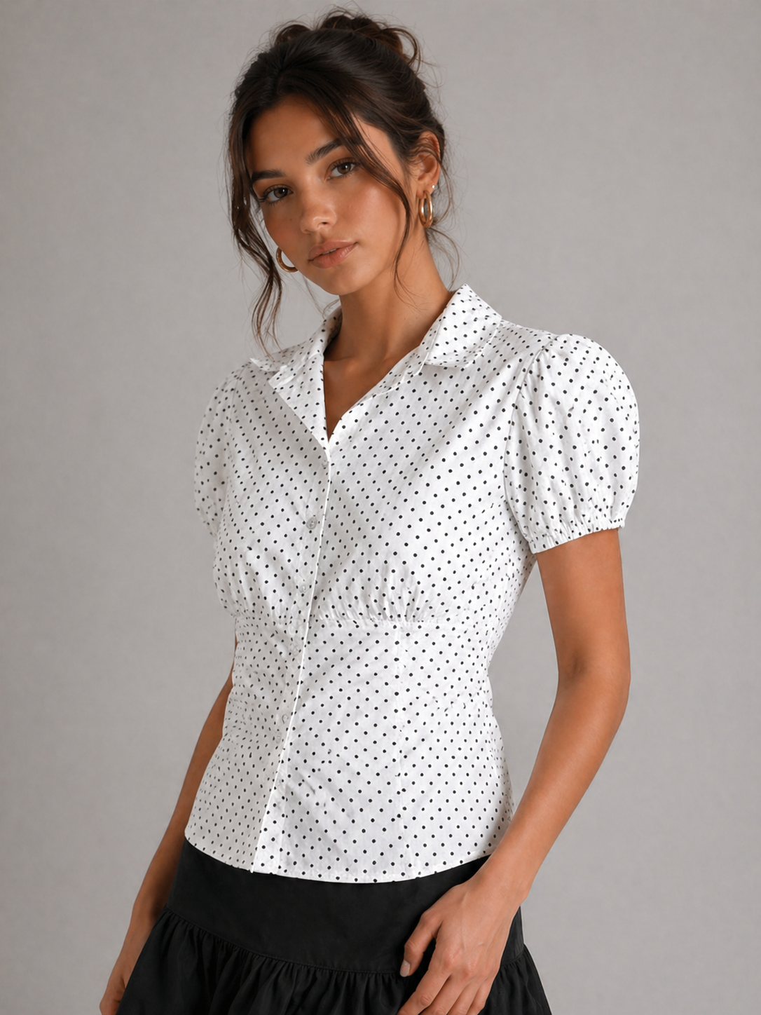 MAËVA – CHEMISE CINTRÉE À POIS