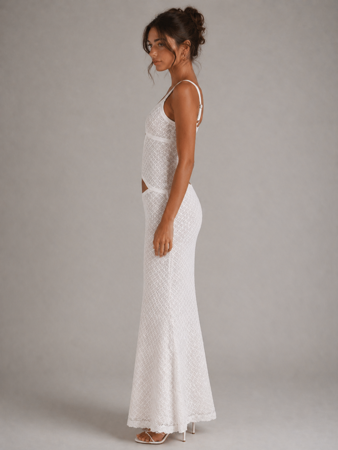 ALYA – ROBE LONGUE EN MAILLE AJOURÉE D’ÉTÉ