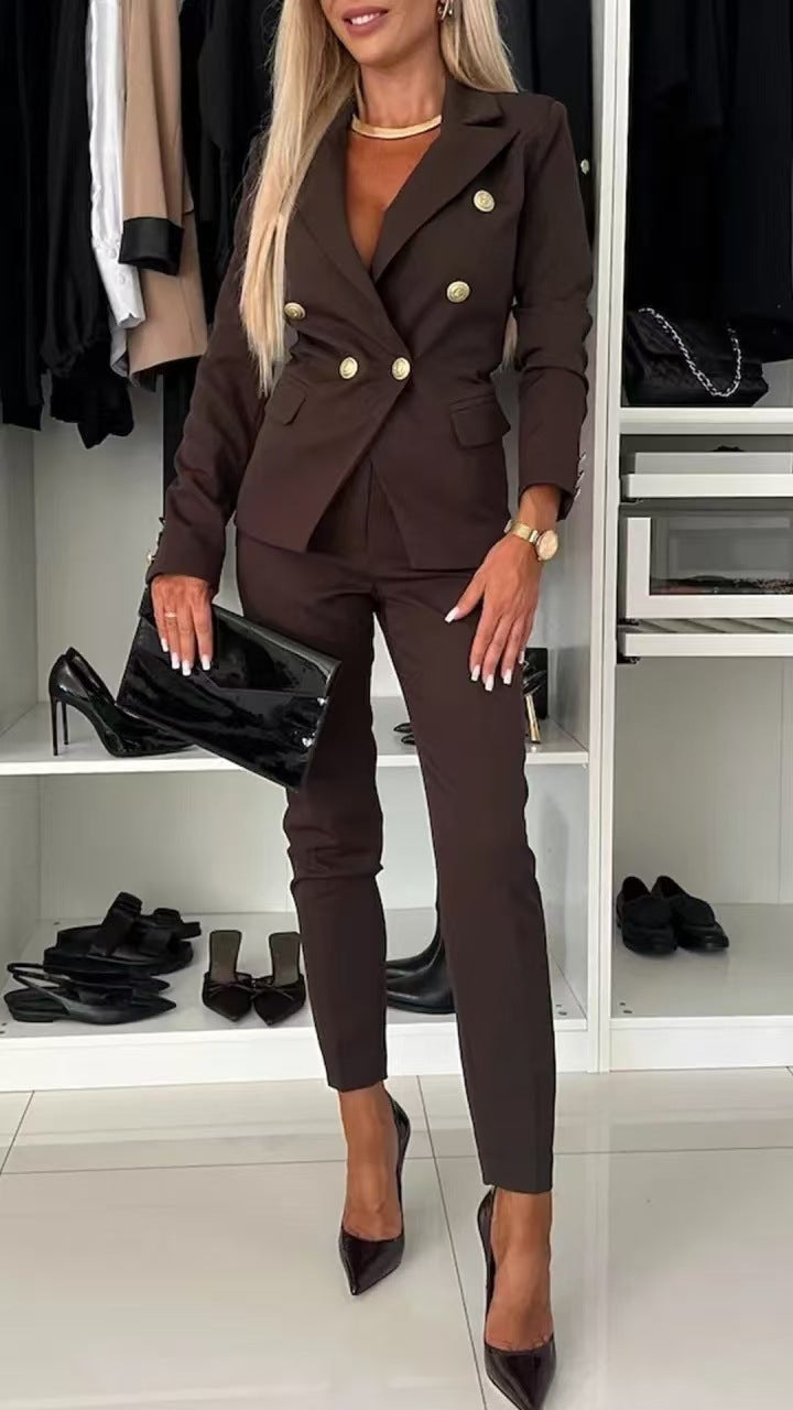 Tailleur Iconique Slim Élégance