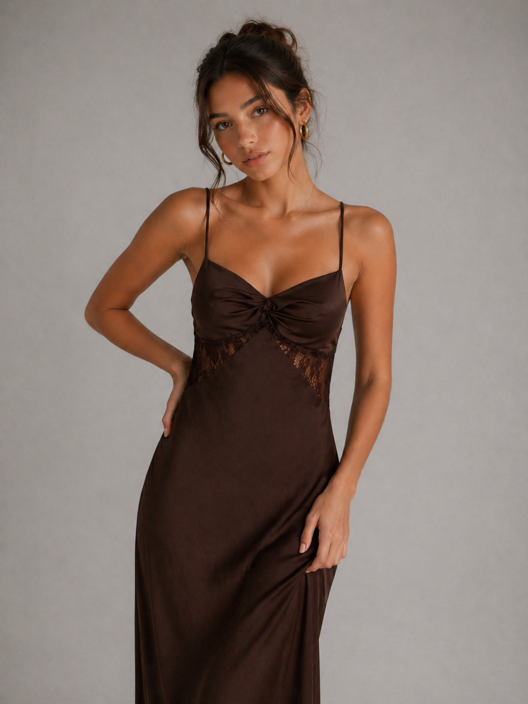 SORELLA – ROBE LONGUE SÉDUISANTE AVEC DENTELLE ET FINES BRETELLES