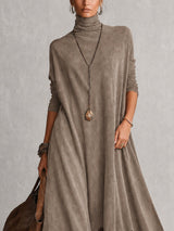Camille robe longue effet daim taupe – vue rapprochée