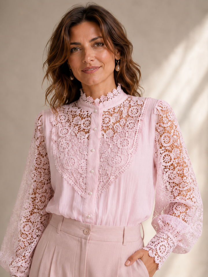 Claudine | Blouse en Dentelle Élégante