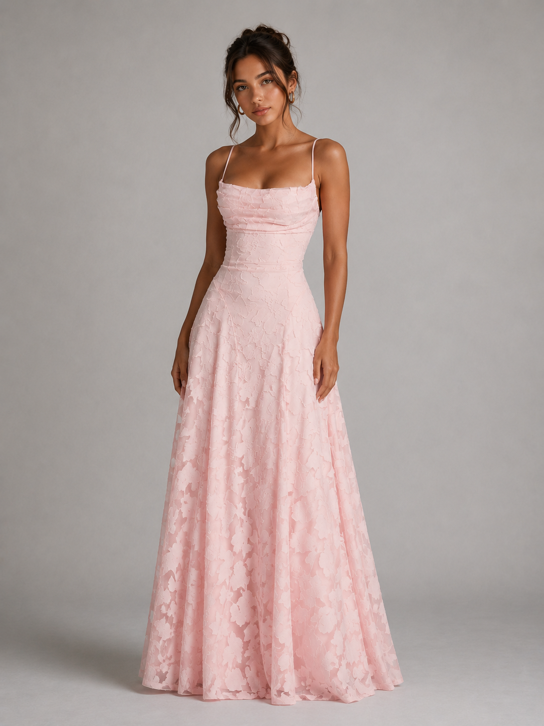 SOFIA – ROBE LONGUE EN DENTELLE FLORALE