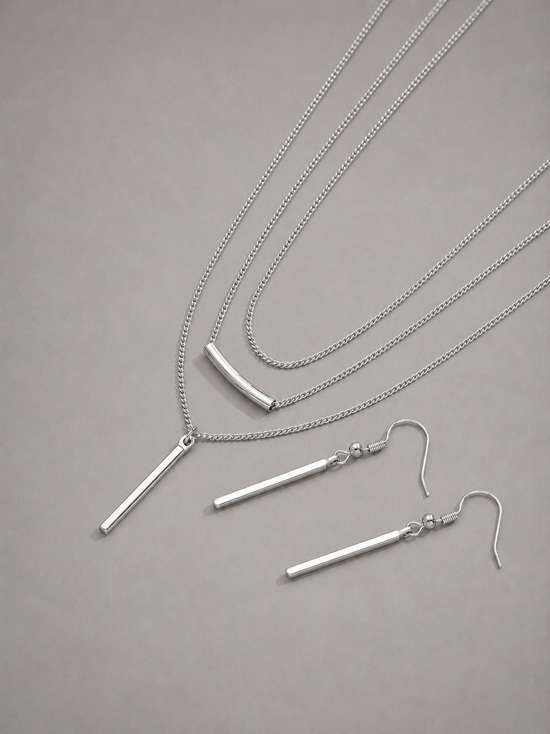 LIORA – COLLIER MULTIRANG ET BOUCLES D’OREILLES PARURE