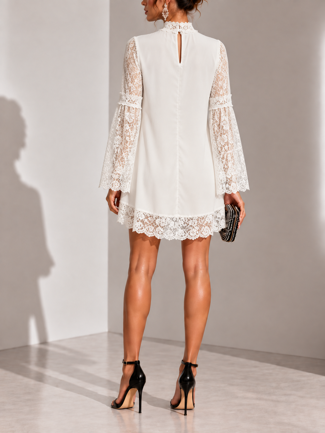Camille™ | Robe courte élégante en dentelle