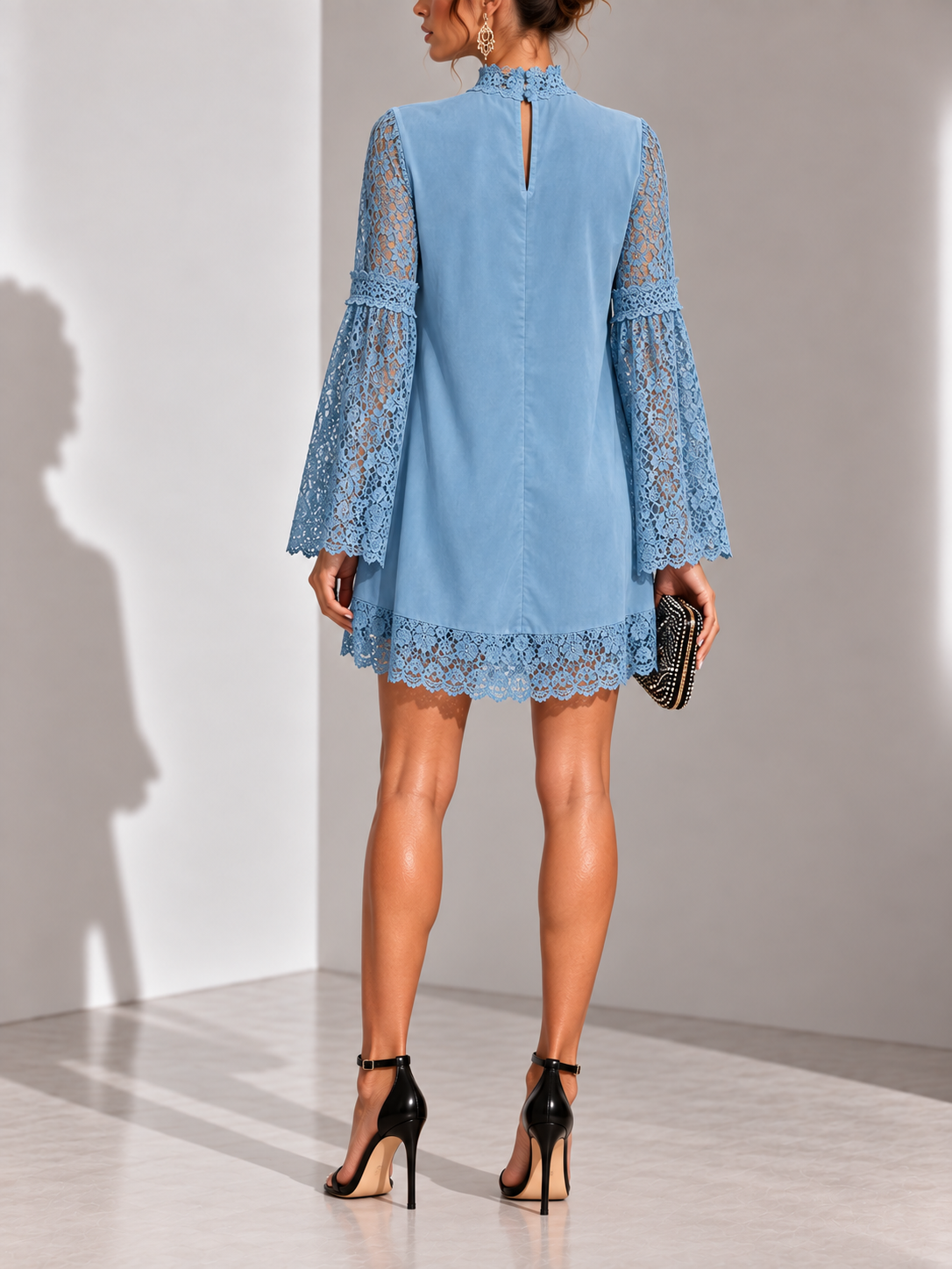 Camille™ | Robe courte élégante en dentelle