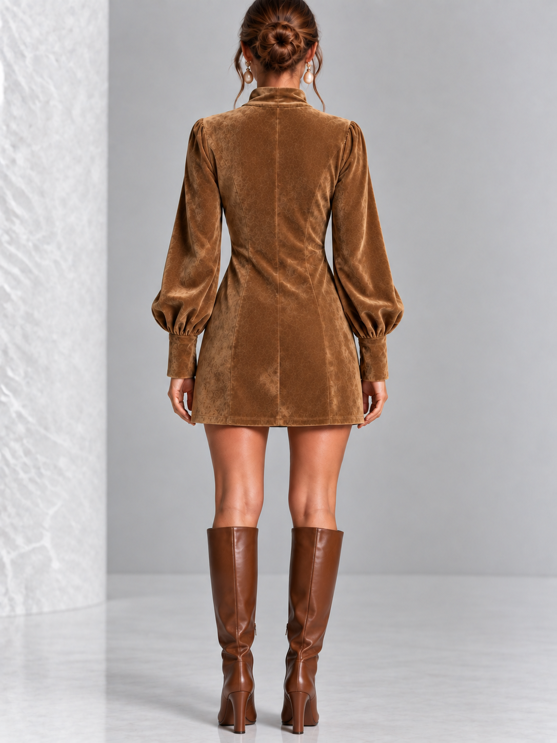 Juliette™ | Robe courte élégante à col noué