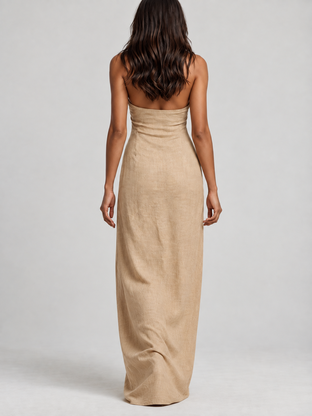 Sophie | Robe longue élégante avec coupe fluide et col halter