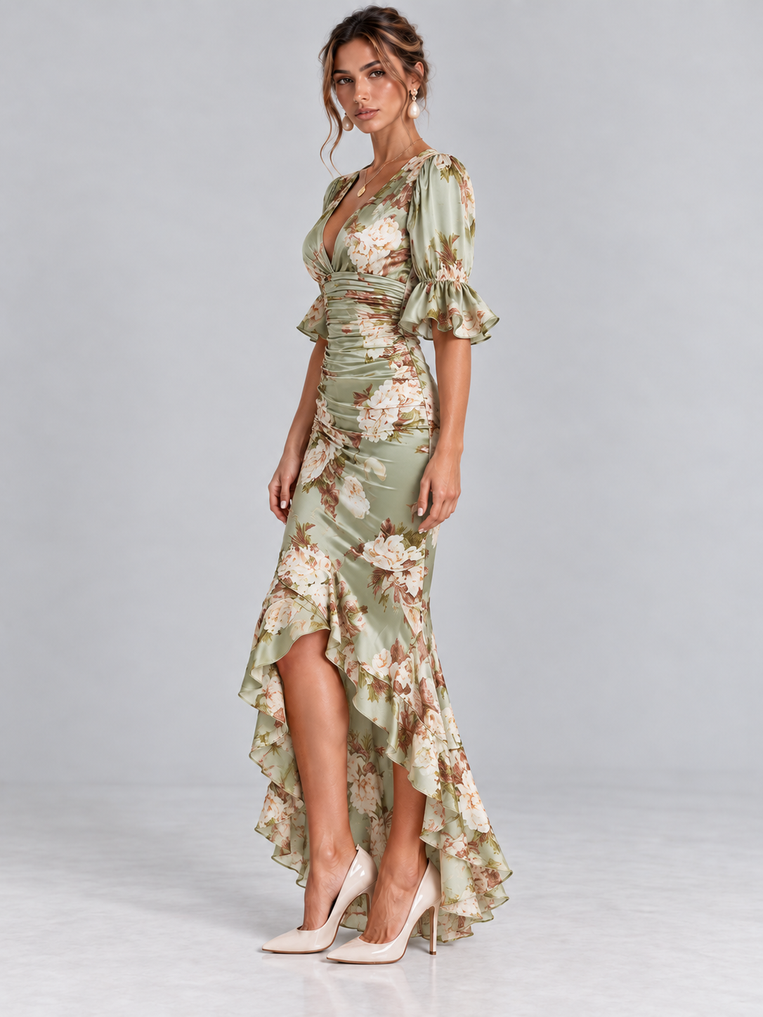 Camille | Robe élégante fleurie avec coupe cintrée et détails fluides