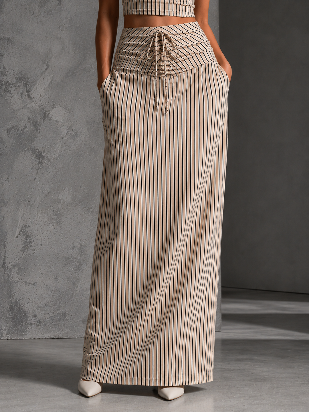 Clara | Ensemble rayé deux pièces avec haut asymétrique