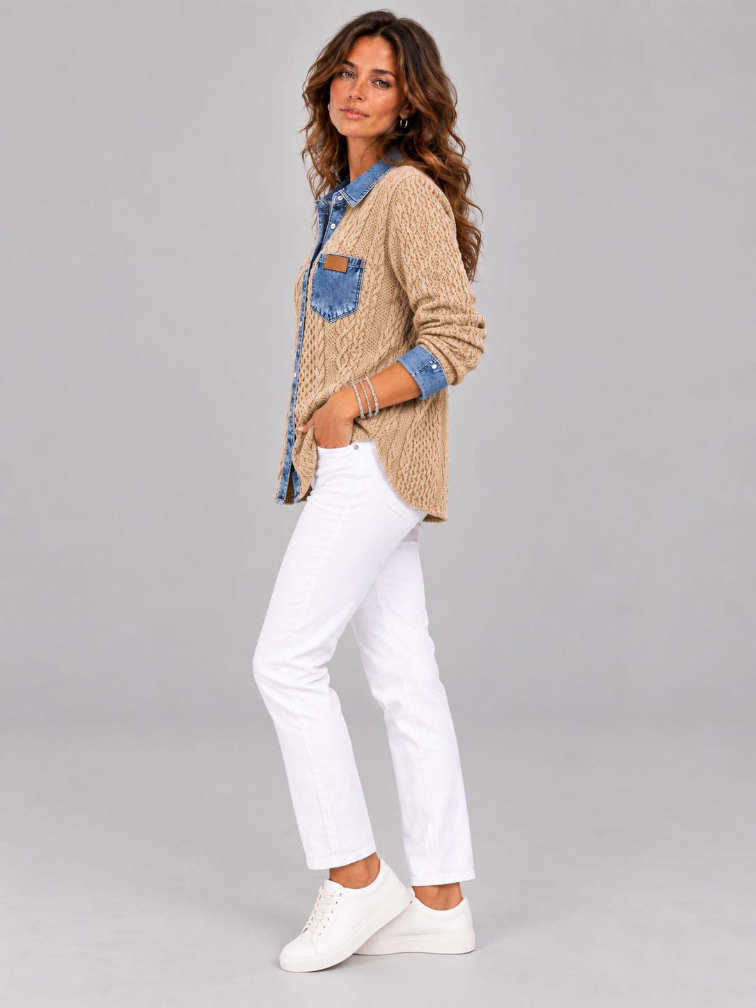 Monique™ | Veste en maille avec détails denim