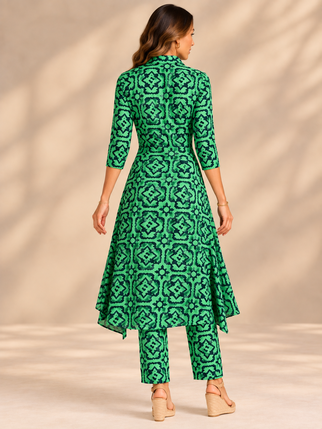 Élora | Ensemble élégant imprimé avec tunique fluide et pantalon