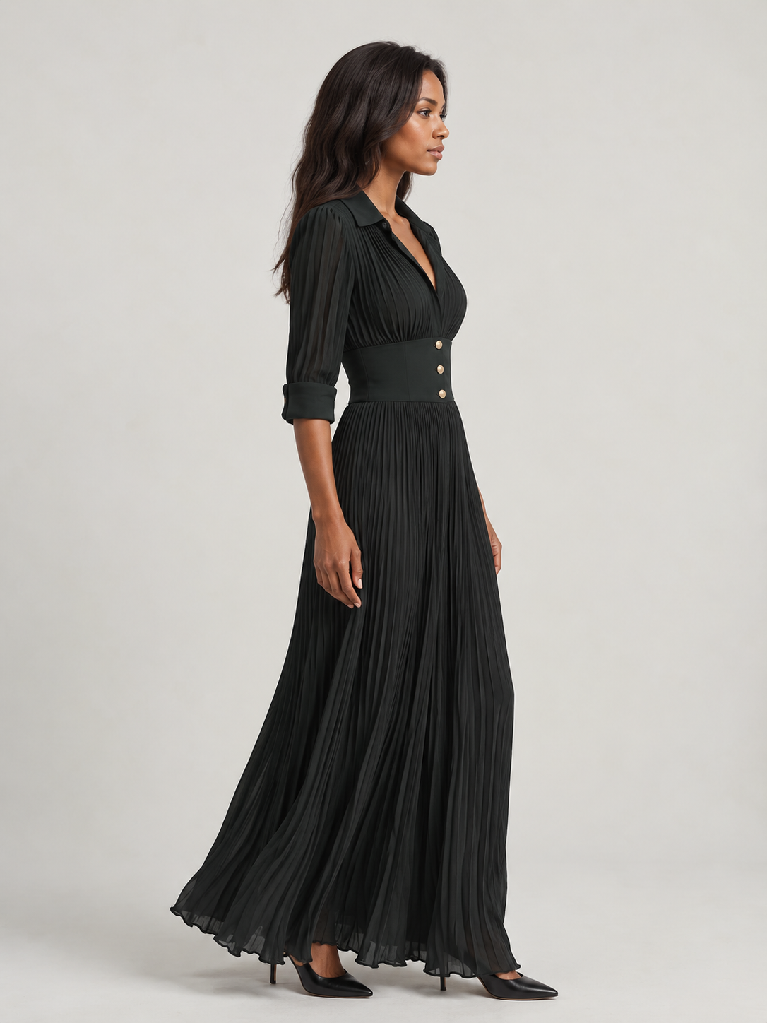 Robe longue plissée de luxe avec ceinture ajustable et col tailleur