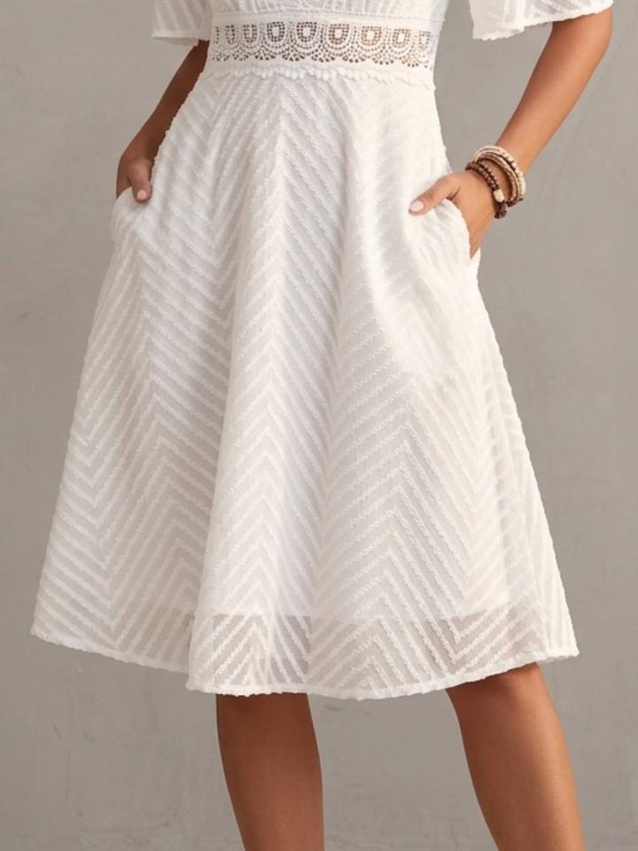 Clara | Robe élégante en dentelle légère