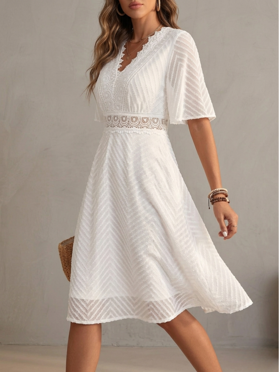Clara | Robe élégante en dentelle légère