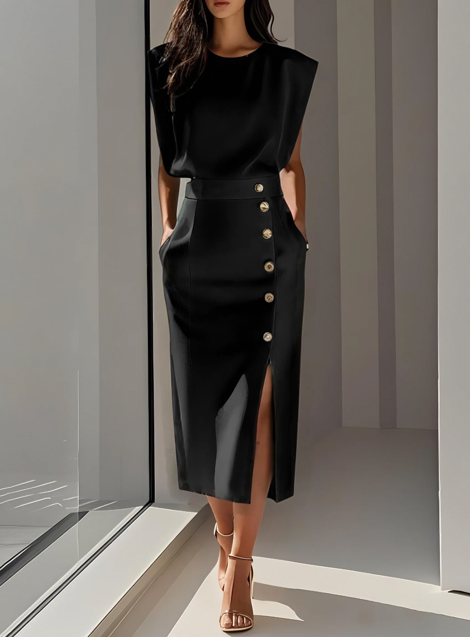 Sophie™ | Robe midi ajustée avec boutons dorés