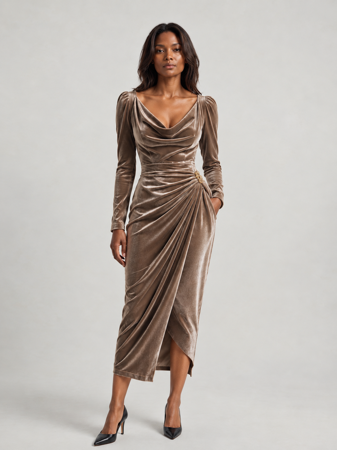 Elysara – Robe midi drapée élégante