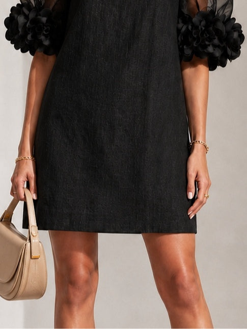 Céline™ | Robe courte élégante à manches fleuries