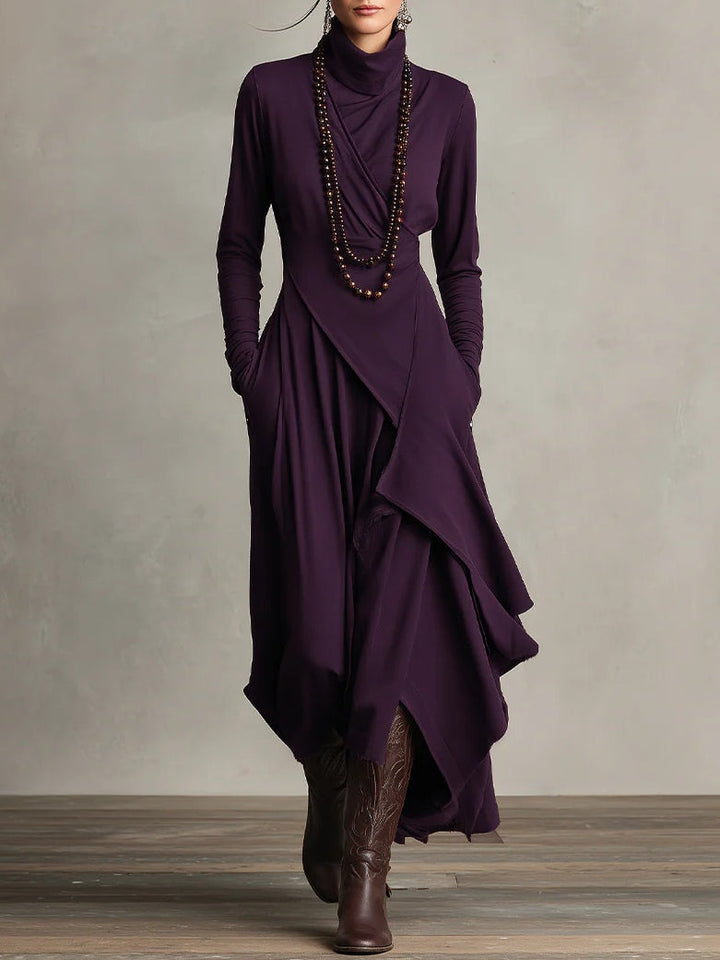 Robe longue asymétrique à col montant
