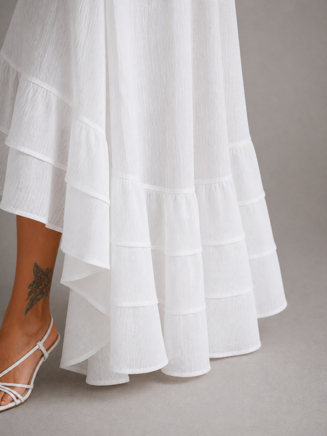 ANAËLLE - ROBE MIDI BLANCHE FLUIDE À DÉTAILS DENTELLE
