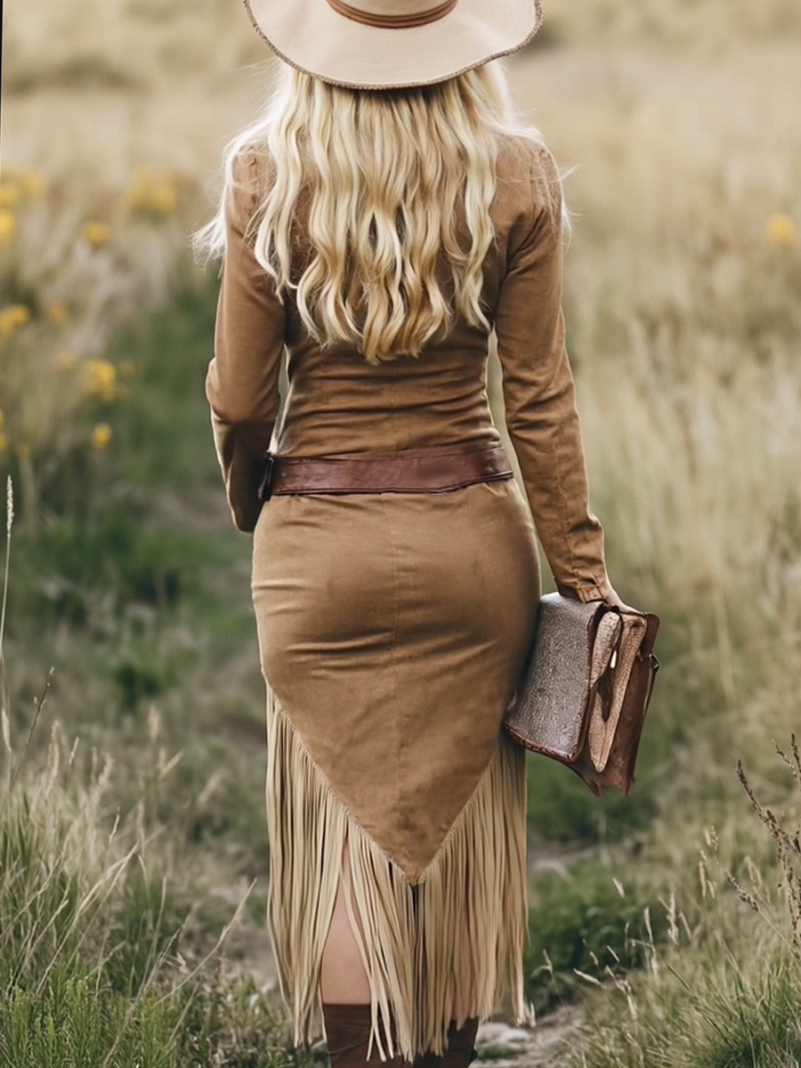 Robe western effet suédine à franges — Audacieuse élégante