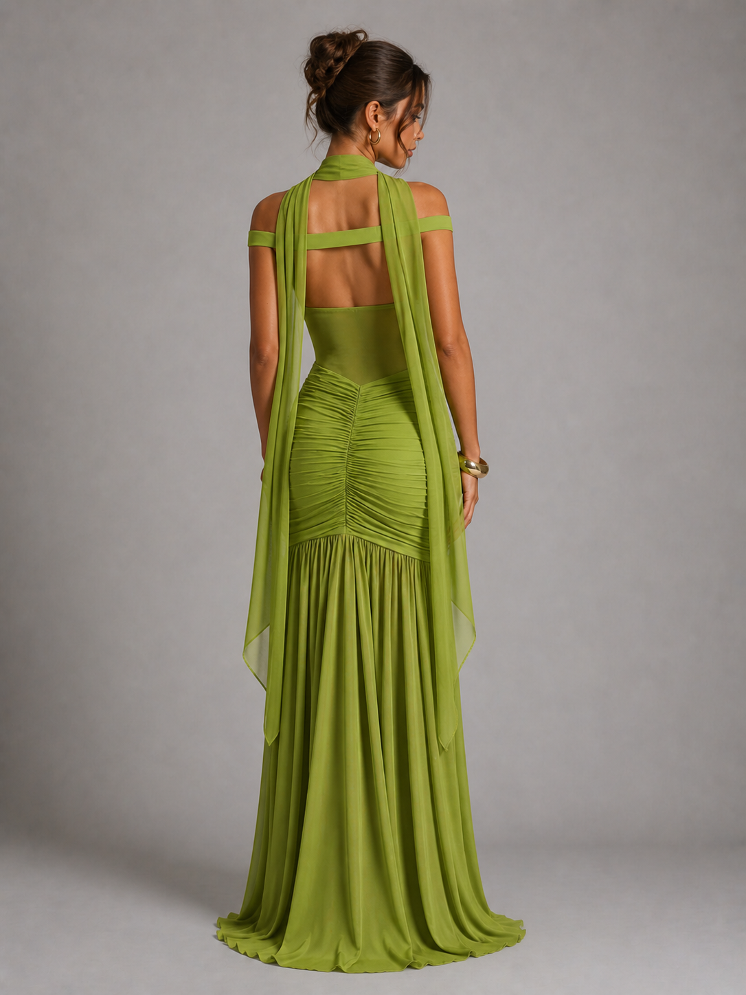 SELINA - ROBE MAXI À ÉPAULES DÉNUDÉES ET DÉTAILS VOILE