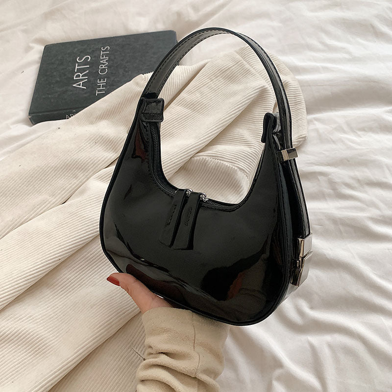 AURE – SAC ÉPAULE VERNI ROUGE ÉLÉGANT