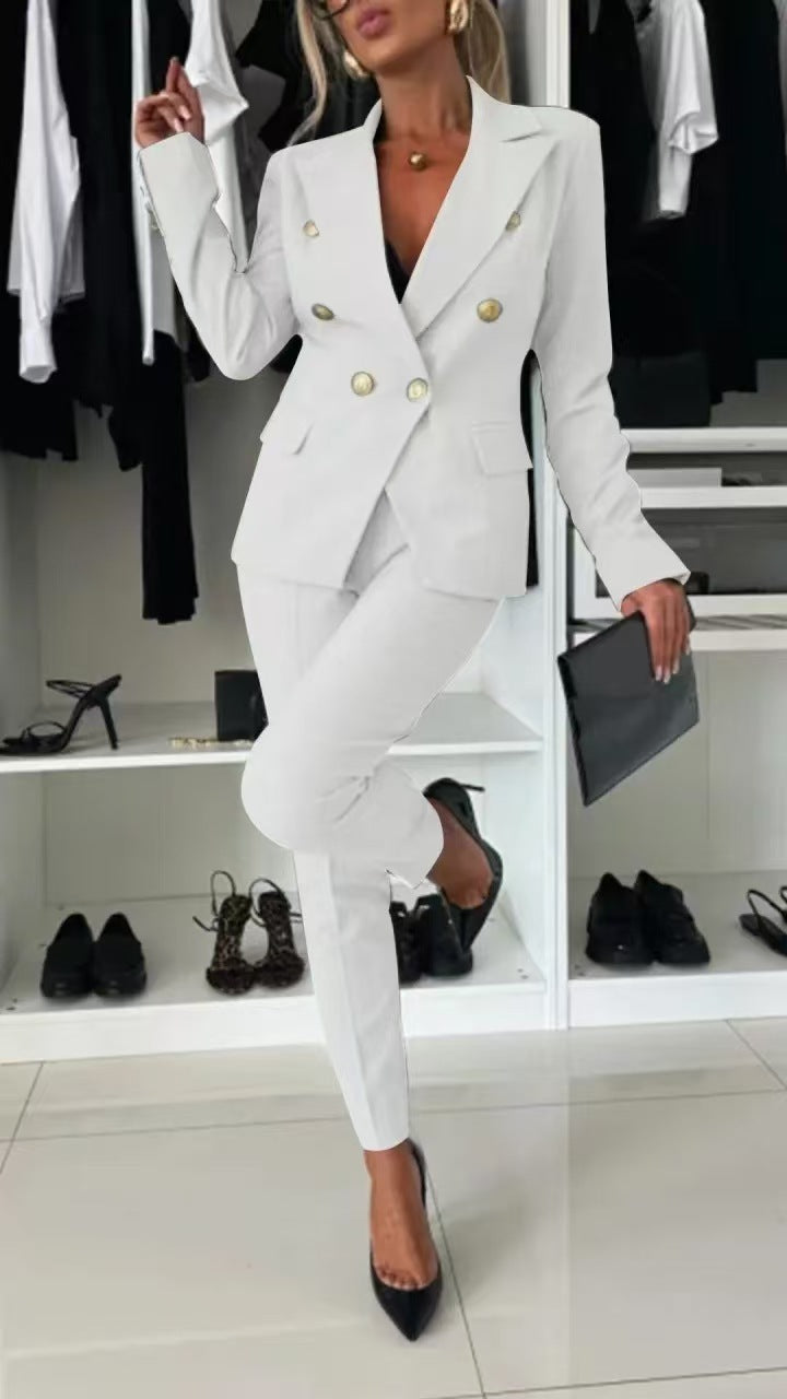 Tailleur Iconique Slim Élégance